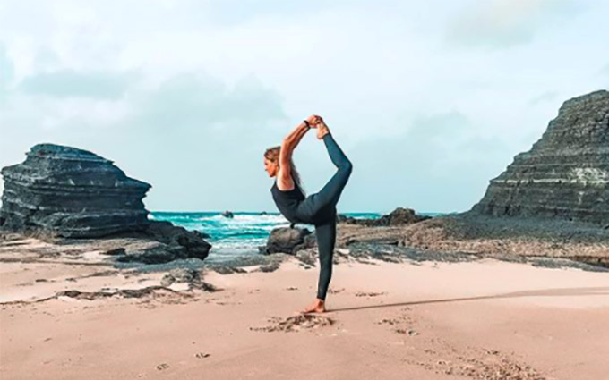 Yoga & surf in praia da luz